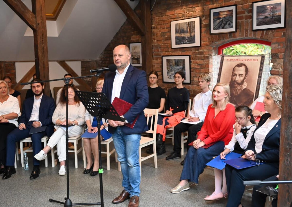 W Rudzie Śląskiej odbyło się Narodowe Czytanie poezji Jana Kochanowskiego / fot. UM Ruda Śląska