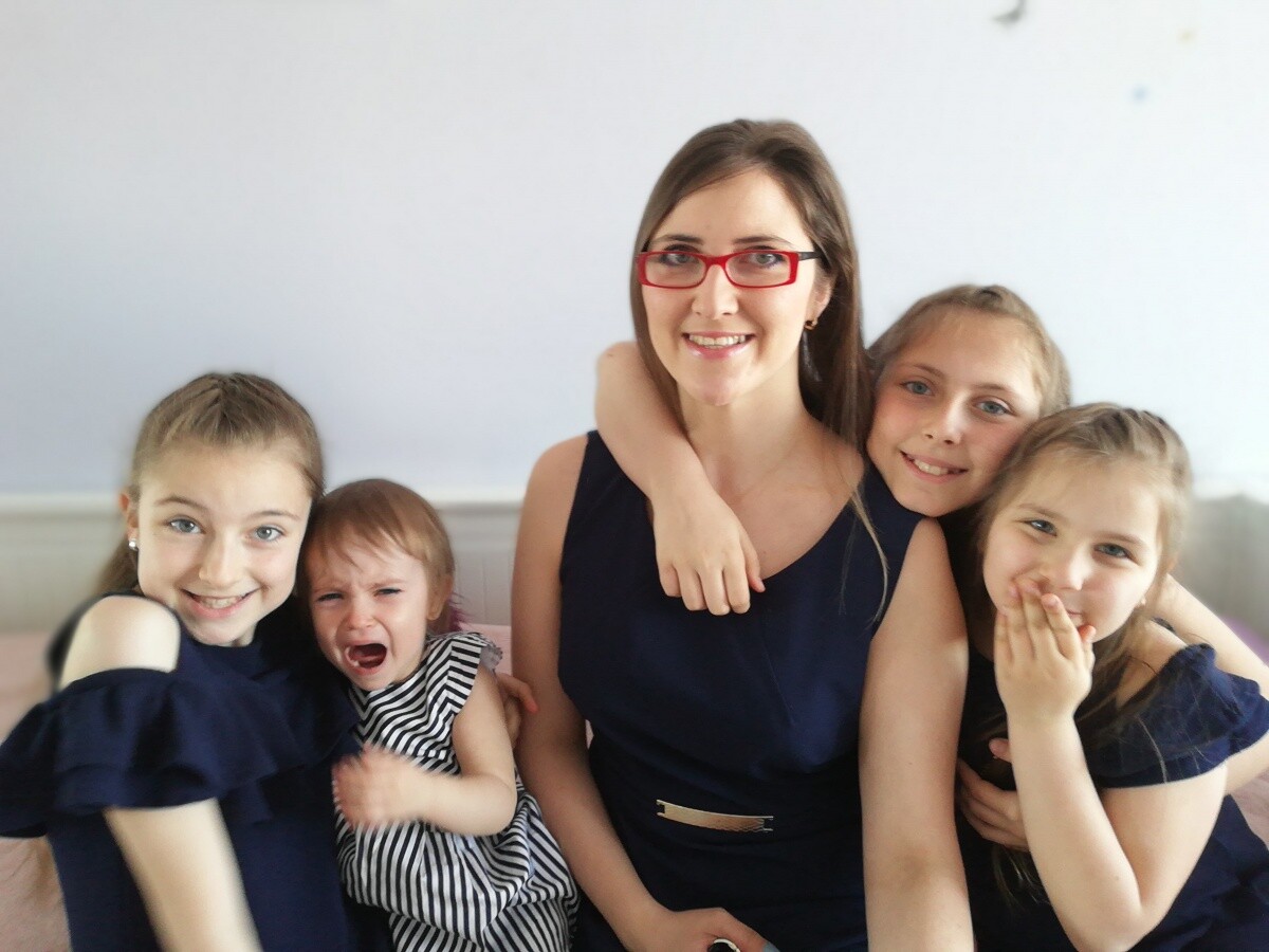 Ja i moje 4 córki eLki czyli Lena Laura Liwia i Lucynka


dzielnica: Ruda 