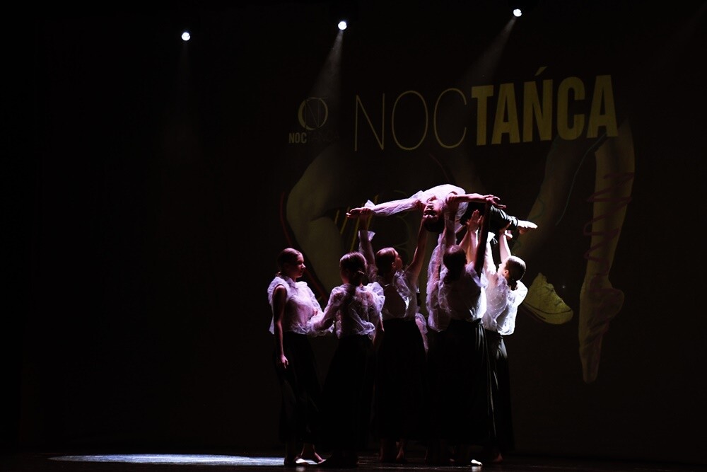 Za nami wyjątkowa roztańczona noc. Wczoraj podczas Nocy Tańca na deskach Miejskiego Centrum Kultury im. Henryka Bisty zaprezentowali się zdolni artyści.

fot. Jacek Knapik