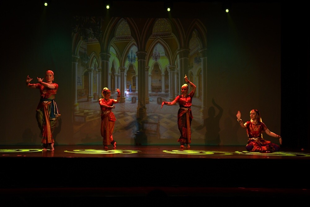 Za nami wyjątkowa roztańczona noc. Wczoraj podczas Nocy Tańca na deskach Miejskiego Centrum Kultury im. Henryka Bisty zaprezentowali się zdolni artyści.

fot. Jacek Knapik