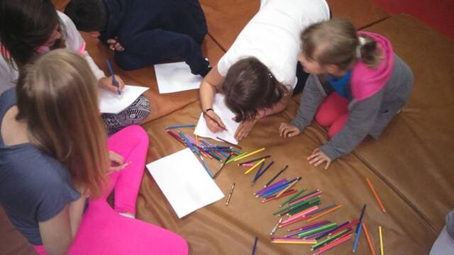 Noc w szkolnej bibliotece