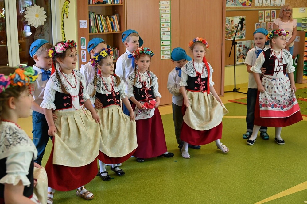 Przy Miejskim Przedszkolu nr 20 im. Słonecznej Doliny oficjalnie otwarty został we wtorek plac zabaw. 

fot. UM Ruda Śląska
