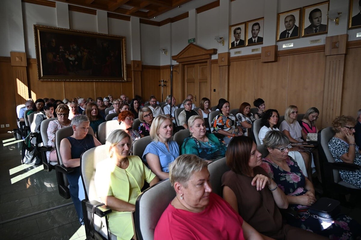 Nowi dyrektorzy szkół i przedszkoli w Rudzie Śląskiej. / fot. UM Ruda Śląska