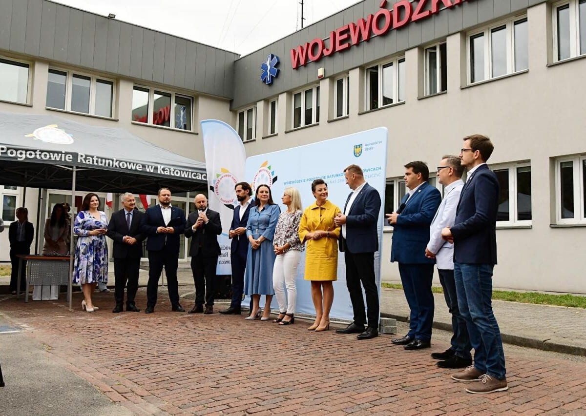 Nowoczesny ambulans zasilił stację pogotowia w Rudzie Śląskiej! / fot. Aleksandra Poloczek FB