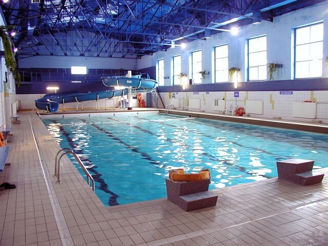 Nowy Bytom - basen kryty MOSiR - ul. Pokoju