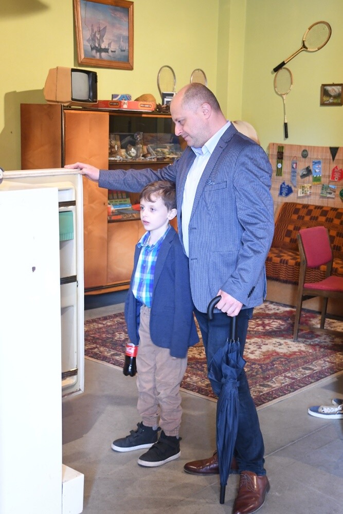 29 kwietnia Muzeum Historii Polski Ludowej po raz 13. otworzyło dla zwiedzających swe podwoje. W nowo wyremontowanym budynku obory powstała sala wystawiennicza, a w niej "Galeria Malarstwa Socrealistycznego". 

fot. Jacek Knapik