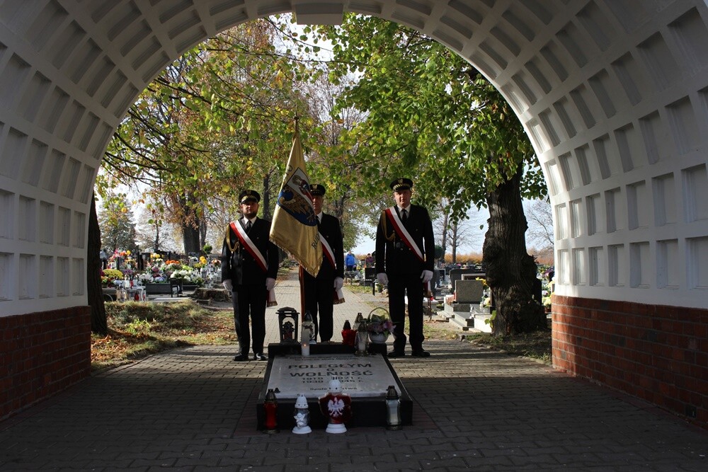 Uroczystości związane z obchodami 104. rocznicy odzyskania niepodległości odbywały się w całej Polsce. Nie zabrakło ich także w Rudzie Śląskiej. 

fot. UM Ruda Śląska