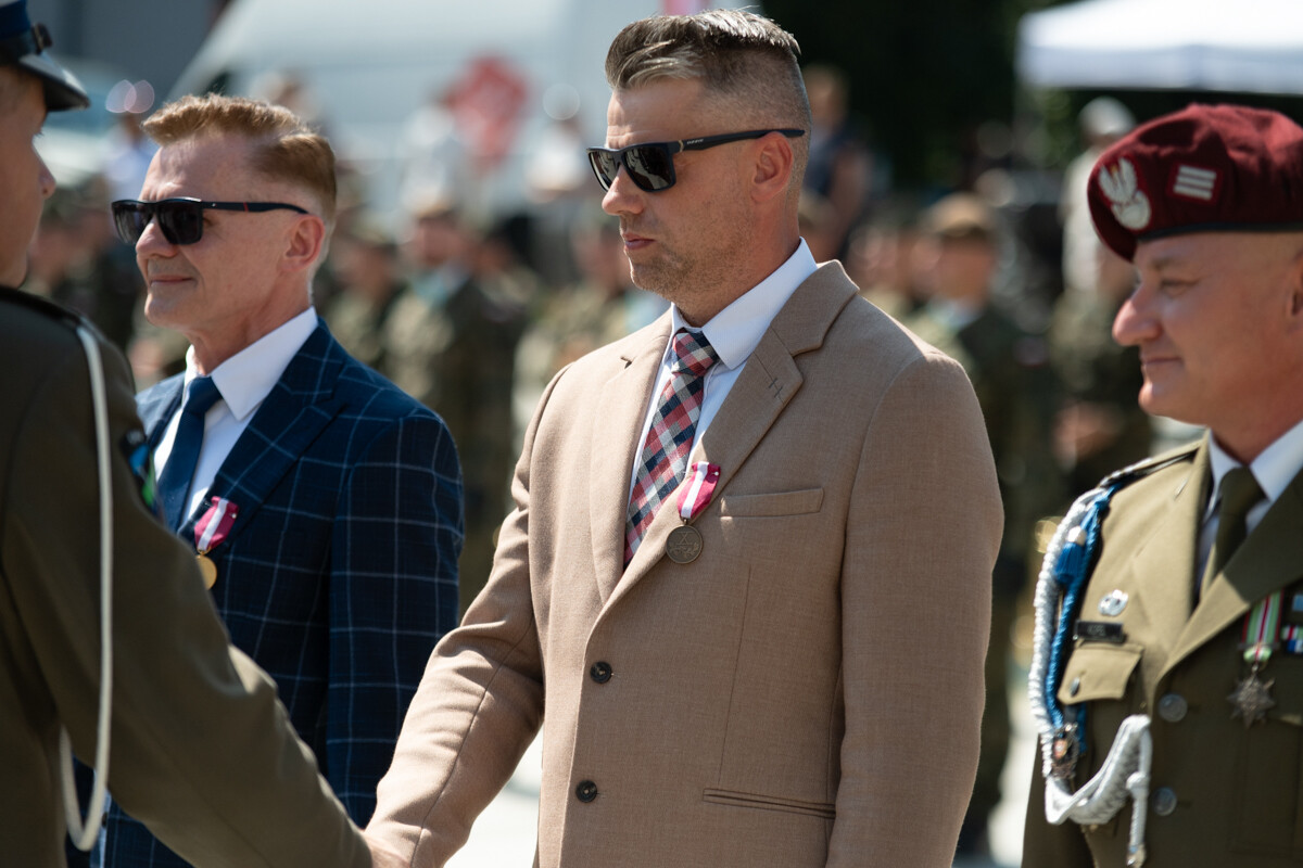 Plac Jana Pawła II w Rudzie Śląskiej był miejscem uroczystego apelu WCR Chorzów z okazji Święta Wojska Polskiego / fot. Marek Faber