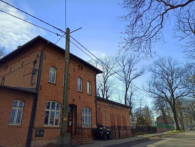 Od kilku dni w Rudzkiej Kuźnicy w Rudzie Śląskiej można zauważyć wzmożony ruch samochodów. Co jest tego powodem? Jak się okazuje, w Zabrzu rozpoczęto remont ulicy Bytomskiej w Zabrzu-Biskupicach. Finał inwestycji będzie miał miejsce dopiero w październiku. 