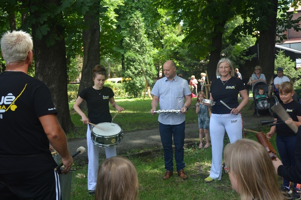Trwa siódma edycja "Ogrodu Śniadaniowego" w  ogrodzie Miejskiego Centrum Kultury im. H. Bisty w Rudzie Śląskiej. Za nami trzecie spotkanie! 

fot. Jacek Knapik