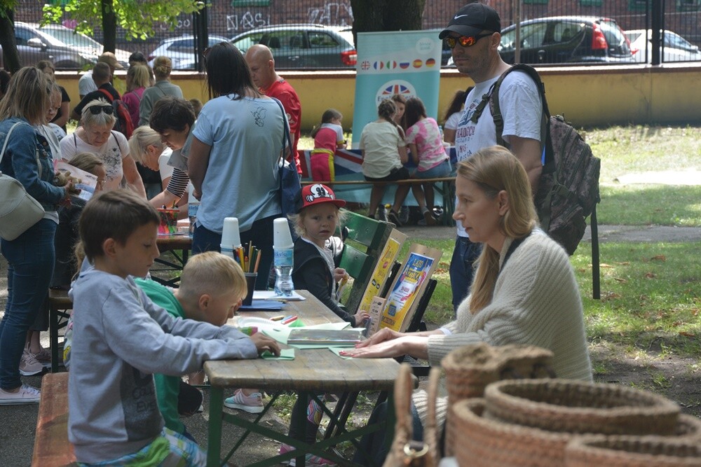 Trwa siódma edycja "Ogrodu Śniadaniowego" w  ogrodzie Miejskiego Centrum Kultury im. H. Bisty w Rudzie Śląskiej. Za nami trzecie spotkanie! 

fot. Jacek Knapik