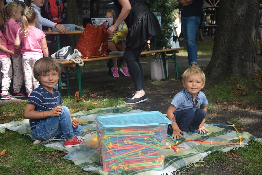 Trwa siódma edycja "Ogrodu Śniadaniowego" w  ogrodzie Miejskiego Centrum Kultury im. H. Bisty w Rudzie Śląskiej. Za nami trzecie spotkanie! 

fot. Jacek Knapik