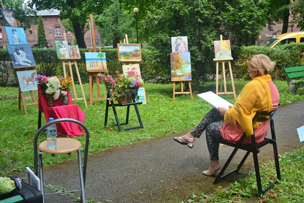 Trwa siódma edycja "Ogrodu Śniadaniowego" w  ogrodzie Miejskiego Centrum Kultury im. H. Bisty w Rudzie Śląskiej. Za nami trzecie spotkanie! 

fot. Jacek Knapik