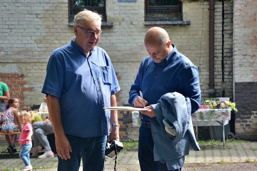 W ubiegłą sobotę, 30 lipca już po raz ostatni odbyło się spotkanie z cyklu "Ogrodu Śniadaniowego", które organizuje Miejskie Centrum Kultury im. H Bisty w Rudzie Śląskiej.

fot. Jacek Knapik