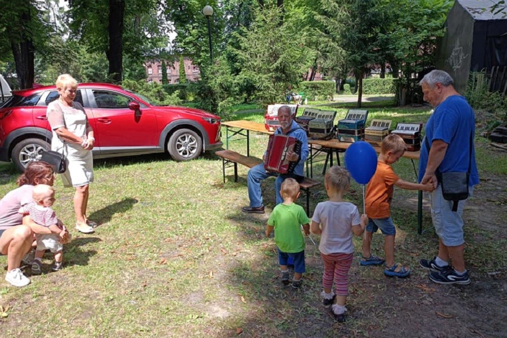 24 lipca odbyło się kolejne spotkanie z cyklu “Ogrodu Śniadaniowego”, które organizuje Miejskie Centrum Kultury im. H. Bisty w Rudzie Śląskiej.