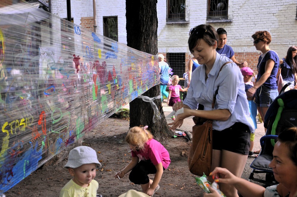 W parku przy Miejskim Centrum Kultury odbyło się pierwsze z lipcowych śniadań ogrodowych.