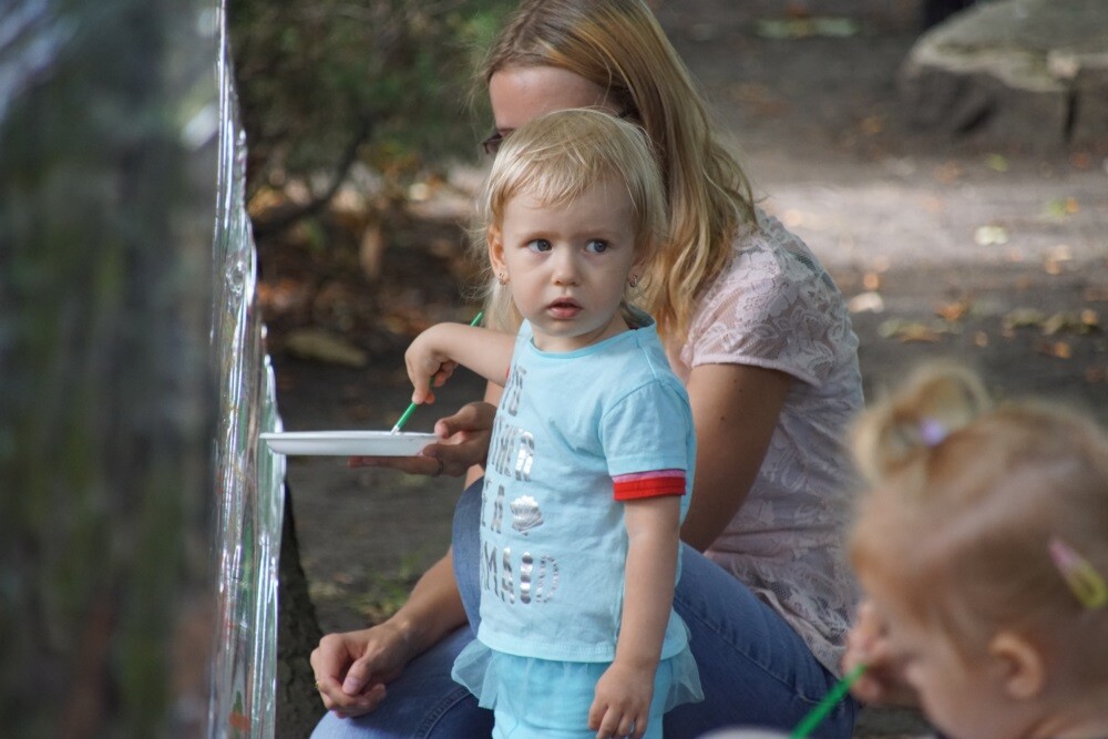 Dzisiaj w ogrodach Miejskiego Centrum Kultury im. Henryka Bisty odbyła się druga w tym roku impreza z cyklu „ogród śniadaniowy”. Na gości, tych najmłodszych i nie tylko, czekała cała masa atrakcji.