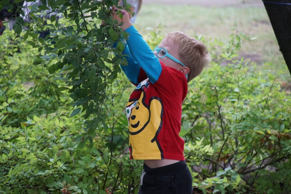 Dzisiaj w ogrodach Miejskiego Centrum Kultury im. Henryka Bisty odbyła się druga w tym roku impreza z cyklu „ogród śniadaniowy”. Na gości, tych najmłodszych i nie tylko, czekała cała masa atrakcji.