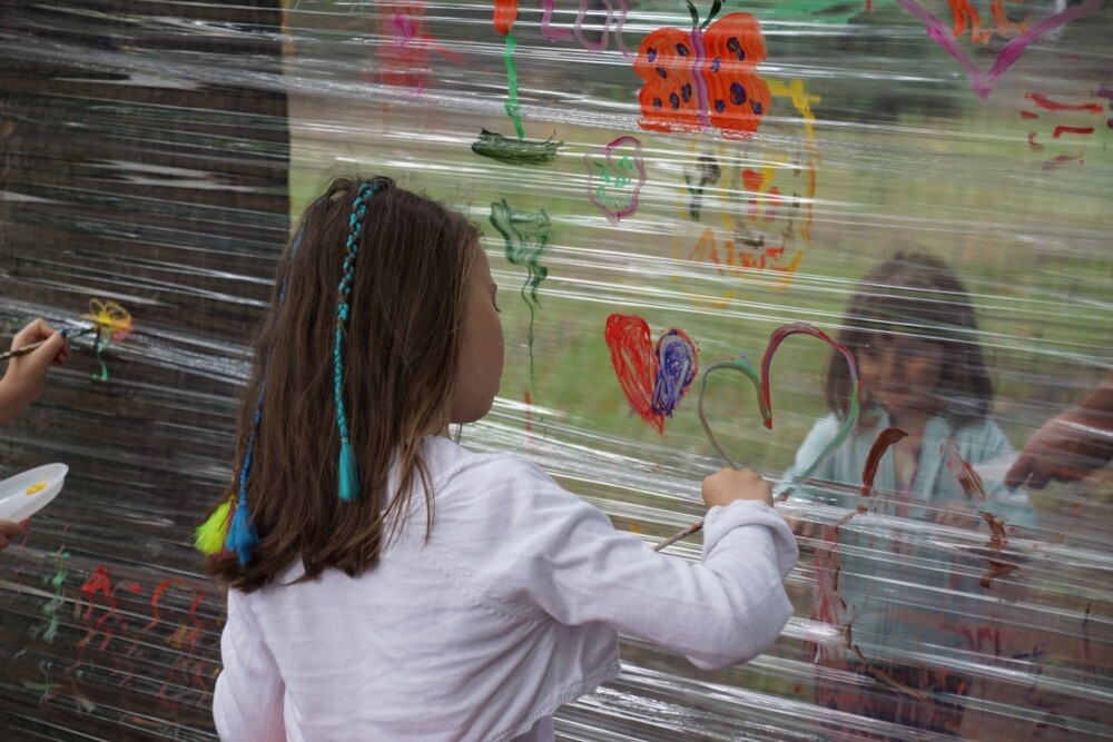 Dzisiaj w ogrodach Miejskiego Centrum Kultury im. Henryka Bisty odbyła się druga w tym roku impreza z cyklu „ogród śniadaniowy”. Na gości, tych najmłodszych i nie tylko, czekała cała masa atrakcji.