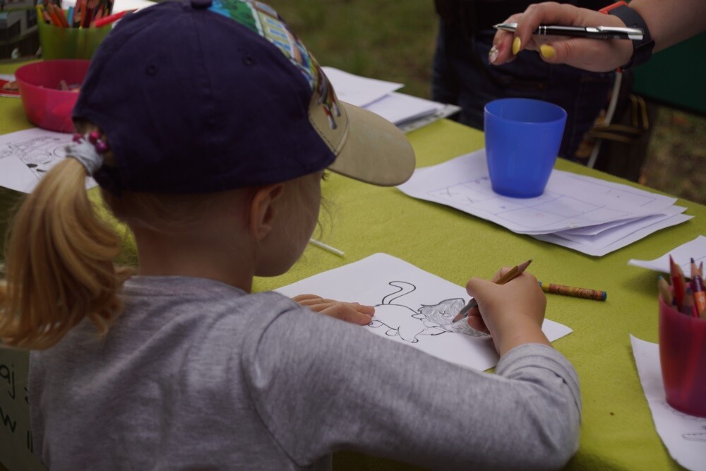 Dzisiaj w ogrodach Miejskiego Centrum Kultury im. Henryka Bisty odbyła się druga w tym roku impreza z cyklu „ogród śniadaniowy”. Na gości, tych najmłodszych i nie tylko, czekała cała masa atrakcji.