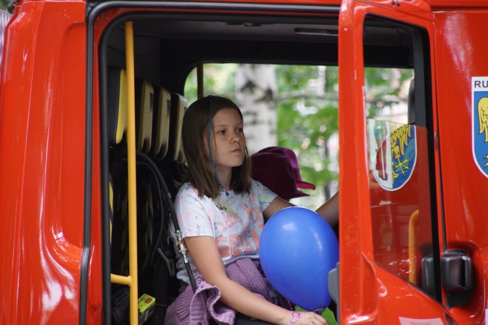 Dzisiaj w ogrodach Miejskiego Centrum Kultury im. Henryka Bisty odbyła się druga w tym roku impreza z cyklu „ogród śniadaniowy”. Na gości, tych najmłodszych i nie tylko, czekała cała masa atrakcji.