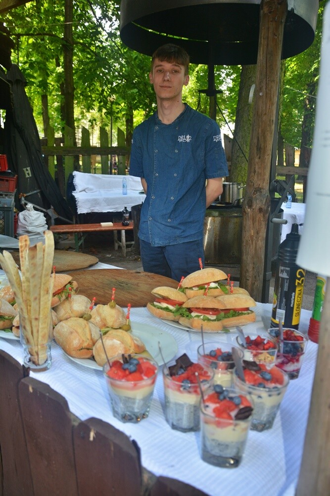 Trwa siódma edycja "Ogrodu Śniadaniowego" w  ogrodzie Miejskiego Centrum Kultury im. H. Bisty w Rudzie Śląskiej. Za nami czwarte spotkanie! 

fot. Jacek Knapik