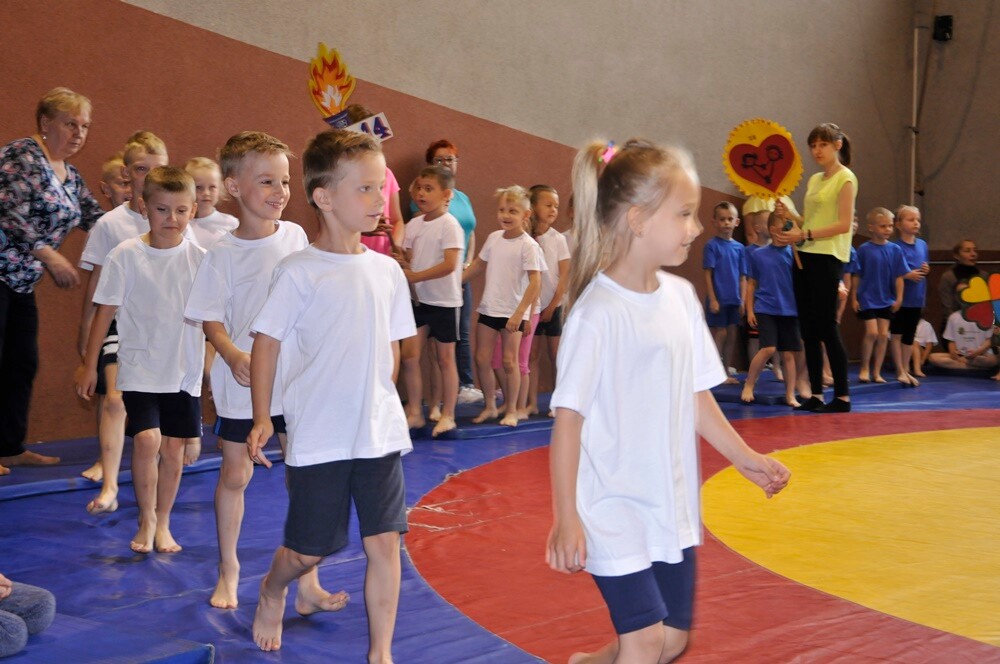 W czwartek odbyła się Olimpiada Sportowa dla przedszkolaków. Udział w wydarzeniu wzięło 8 przedszkoli z terenu Rudy Śląskiej. Olimpiada odbyła się na hali sportowej przy Burloch Arenie.