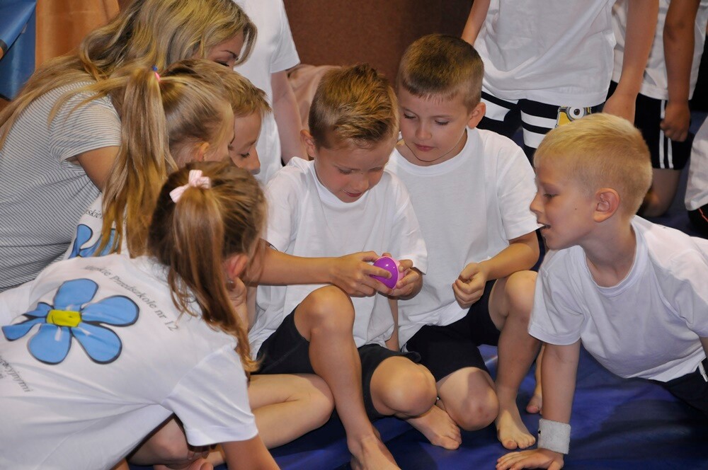 W czwartek odbyła się Olimpiada Sportowa dla przedszkolaków. Udział w wydarzeniu wzięło 8 przedszkoli z terenu Rudy Śląskiej. Olimpiada odbyła się na hali sportowej przy Burloch Arenie.