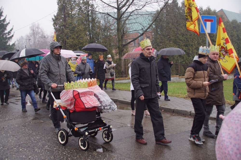 Barwny Orszak Trzech Króli przeszedł dzisiaj ulicami Rudy!