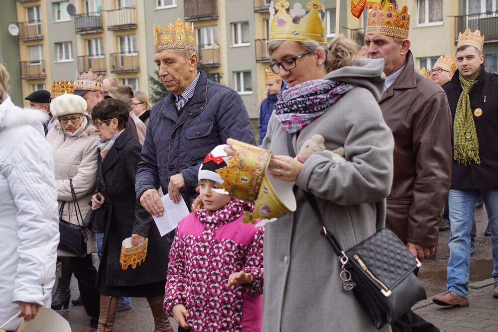 6 stycznia na ulice Rudy Śląskiej kolejny raz wyszedł Orszak Trzech Króli. Uczestnicy pochodu tradycyjnie wyruszyli spod kościoła pw. Piusa X.