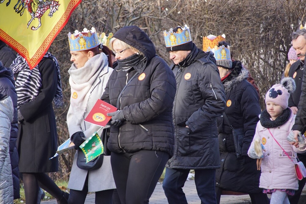 Barwny Orszak Trzech Króli przeszedł dzisiaj ulicami Rudy! W ten sposób mieszkańcy miasta obchodzili święto Objawienia Pańskiego.