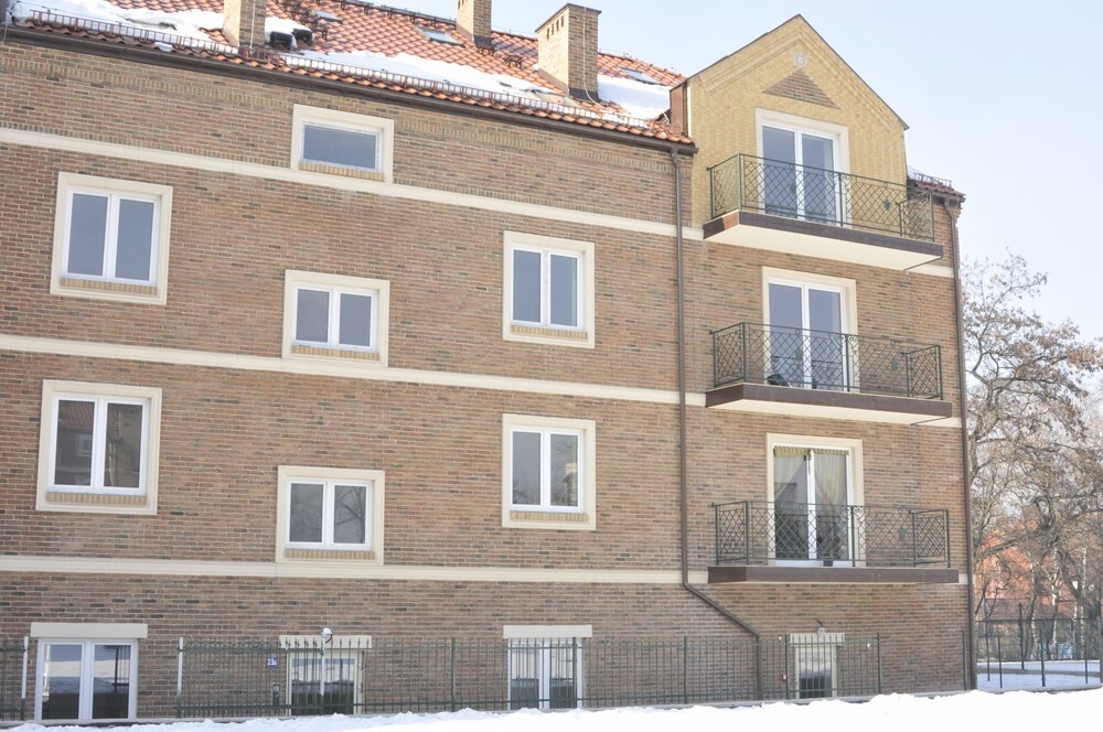 Choć długo kazało na siebie czekać, już jest - Osiedle "Platany" w Rudzie Śląskiej zachwyca połączeniem starego stylu z nowoczesnością. Jak teraz wygląda?