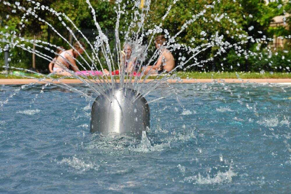 Basen letni w Rudzie Śląskiej oficjalnie otwarty! / fot. Jacek Knapik
