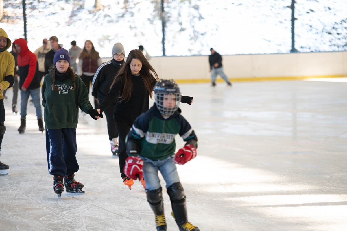 Sezon łyżwiarski oficjalnie rozpoczęty! Za nami otwarcie lodowiska na Burloch Arenie [FOTO / fot. Marek Faber