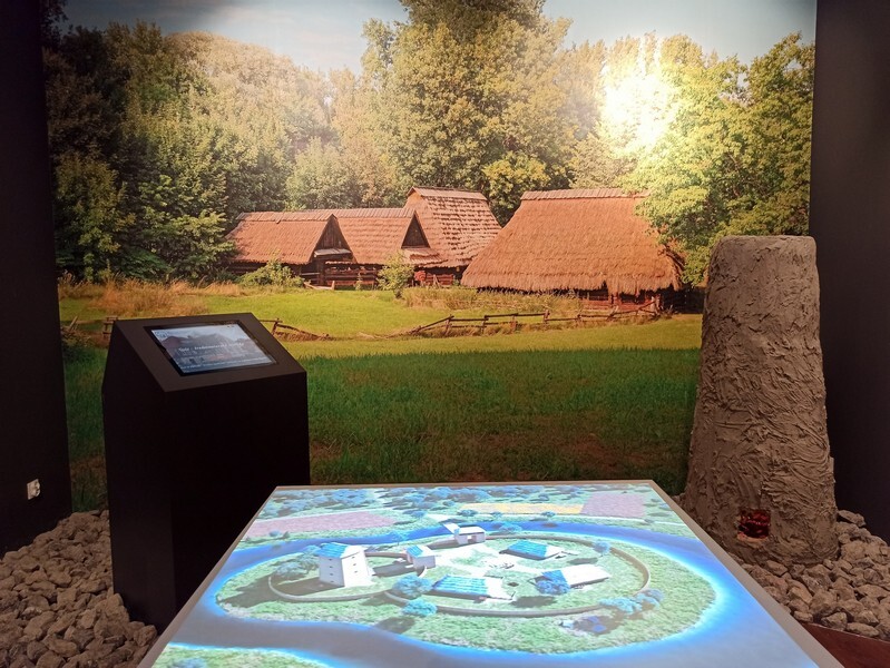 Muzeum Miejskie im. Maksymiliana Chroboka w Rudzie Śląskiej ponownie otwarte! Po modernizacji placówka ta zainaugurowała działalność w sobotę, 2 października. Remont rudzkiego muzeum dobiegł końca. Inwestycja pochłonęła 9 mln złotych. A efekty? Zobaczcie sami!