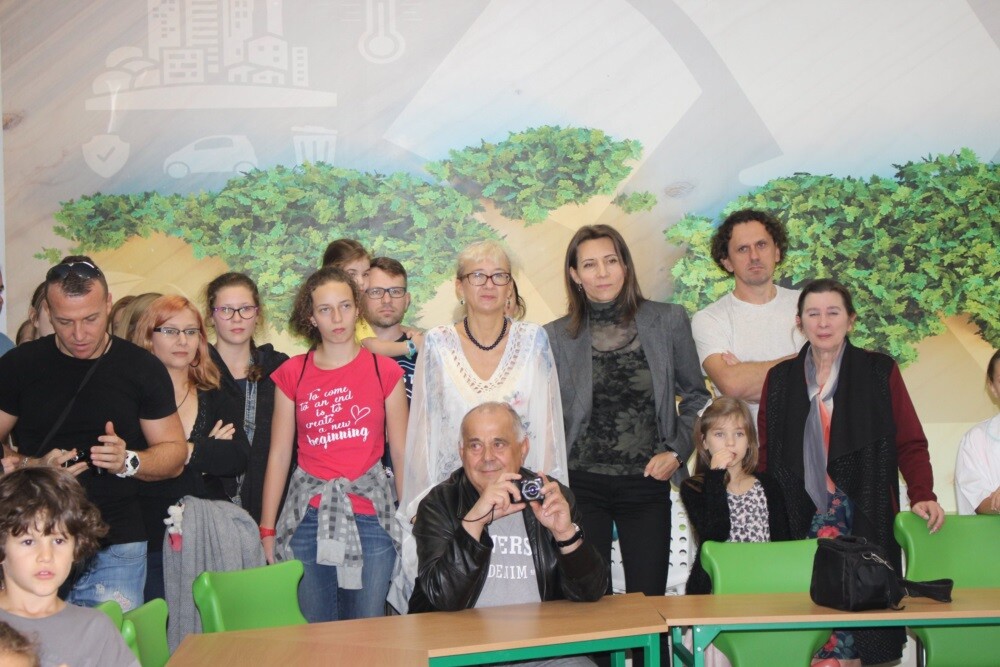 W sobotę na terenie Szkoły Podstawowej nr 13 im. Alfreda Szklarskiego z oddziałami integracyjnymi do użytku została oficjalnie oddana nowoczesna pracownia przyrodnicza oraz kompleks boisk.