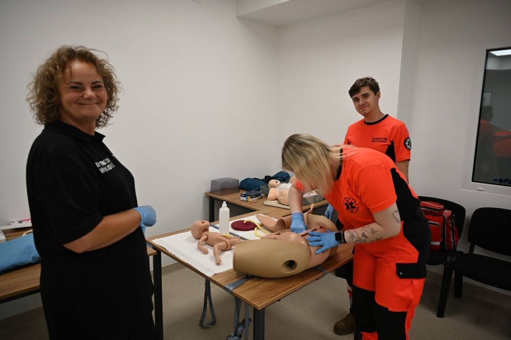 Za nami oficjalne otwarcie nowej siedziby pogotowia ratunkowego/fot. FB Michał Pierończyk