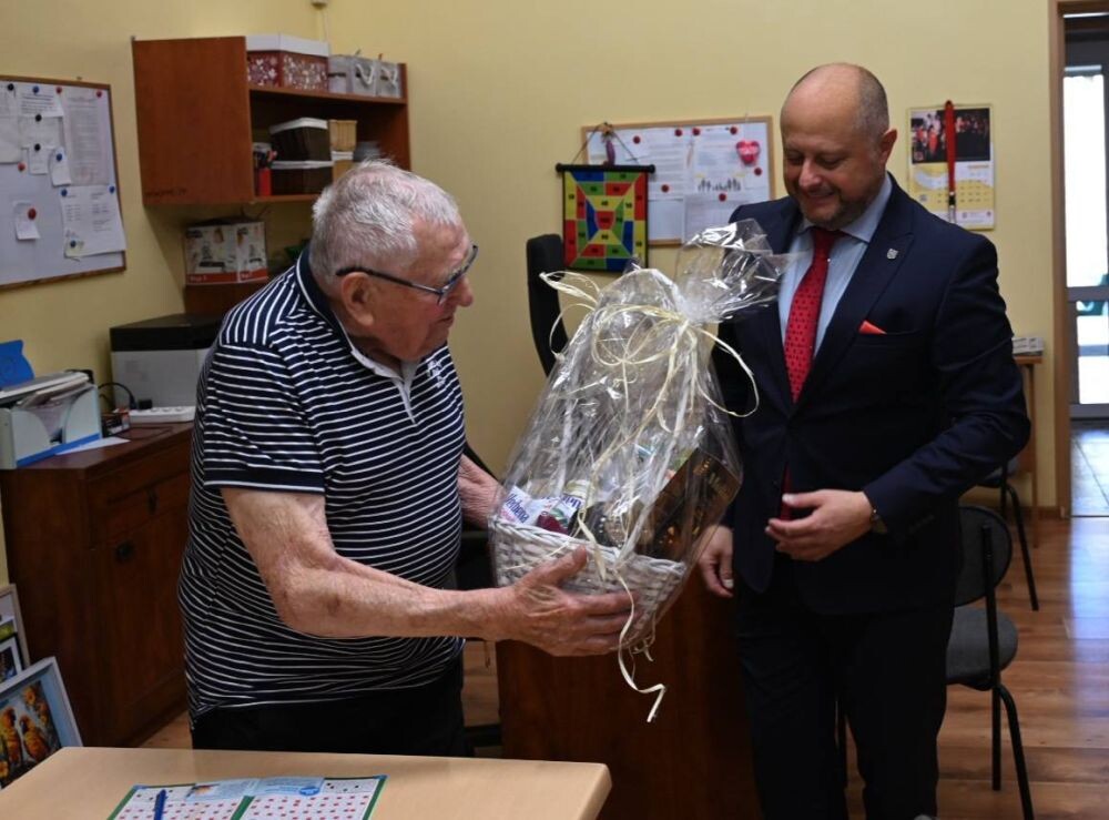 Pan Bernard świętował 100. urodziny!/fot. FB Michał Pierończyk