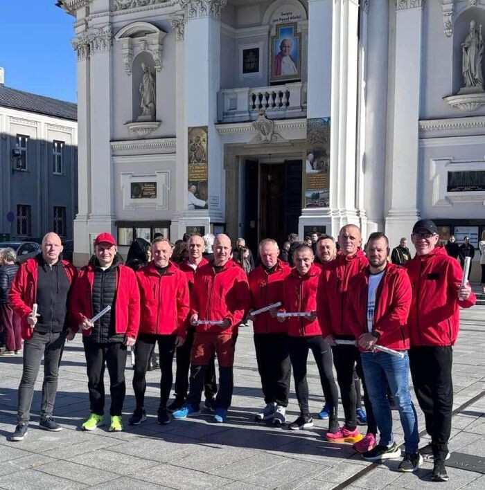 XXXVI Śląska Pielgrzymka Biegowa zakończona!/fot. FB Anna Krzysteczko, UM Ruda Śląska, FB Sandomierz - Królewskie Miasto