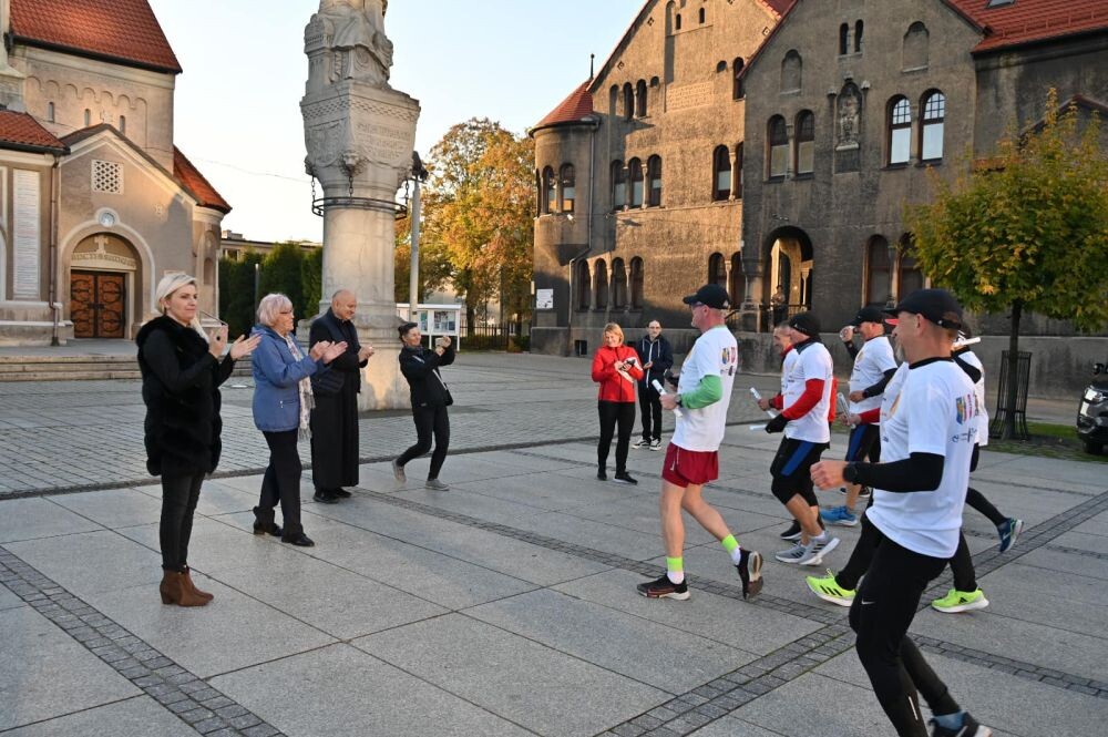XXXVI Śląska Pielgrzymka Biegowa zakończona!/fot. FB Anna Krzysteczko, UM Ruda Śląska, FB Sandomierz - Królewskie Miasto