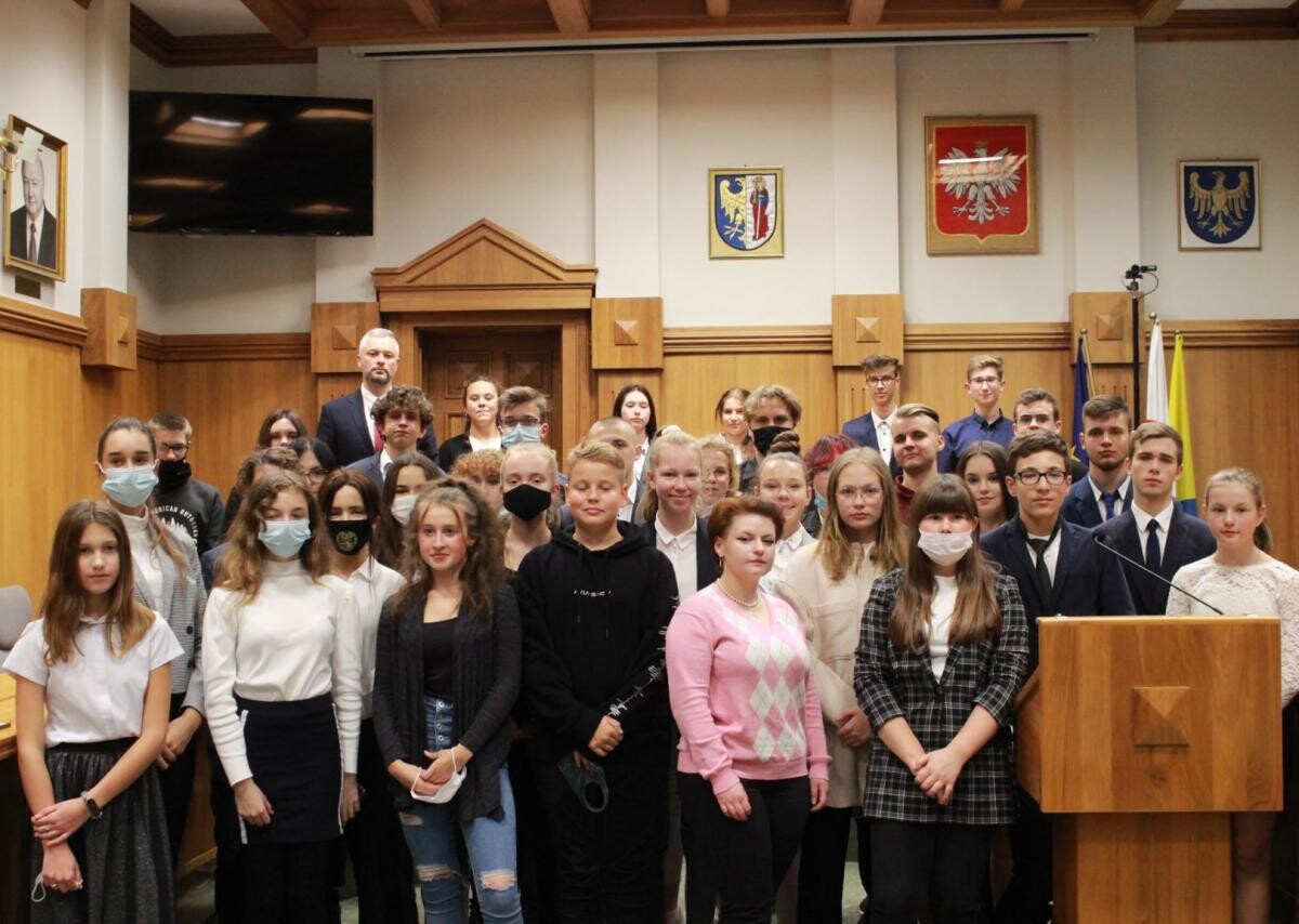 W środę 20 października na sali sesyjnej Urzędu Miasta spotkali się uczniowie, którzy będą reprezentować swoje szkoły w czasie trwania X kadencji Młodzieżowej Rady Miasta Ruda Śląska / fot. UM Ruda Śląska