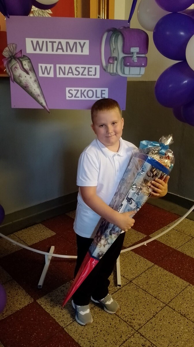 Pierwszy dzień w szkole to sprawa niebanalna – nowe miejsce, nowi znajomi, nauczyciele!