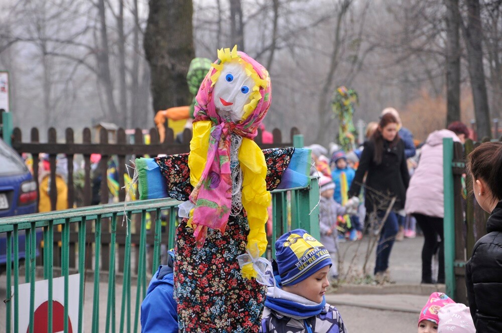 Wiosna wreszcie nadeszła! Udowodniły to przedszkolaki z Miejskiego Przedszkola nr 30 w Bielszowicach, które pożegnały dzisiaj zimę i powitały nową porę roku.