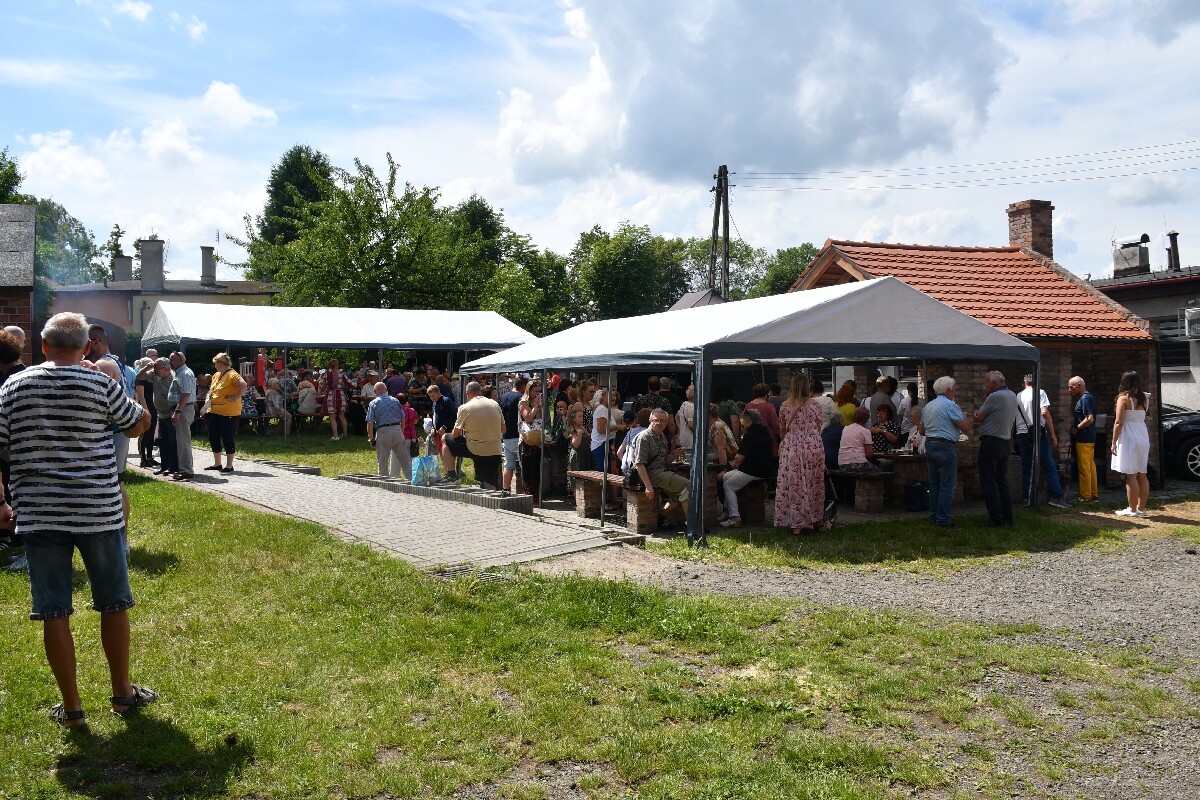 Znów zapachniało chlebem w Rudzie! Przy zabytkowym piekaroku odbył się piknik wiosenny. 

fot. Jacek Knapik