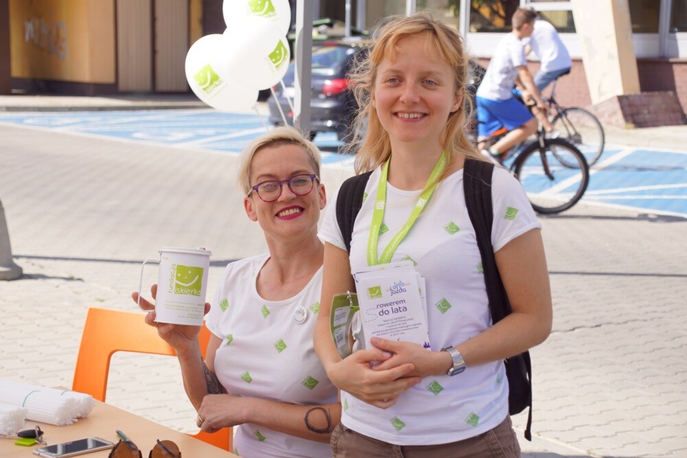 Tor pumptrack, miasteczko ruchu drogowego, szkolenia, darmowy serwis rowerowy, konkursy z nagrodami czy specjalny rower z blenderem do robienia koktajli – to tylko niektóre atrakcje, jakie czekały na uczestników pikniku rowerowego pod hasłem „Ruda Śląska kocha rower”.