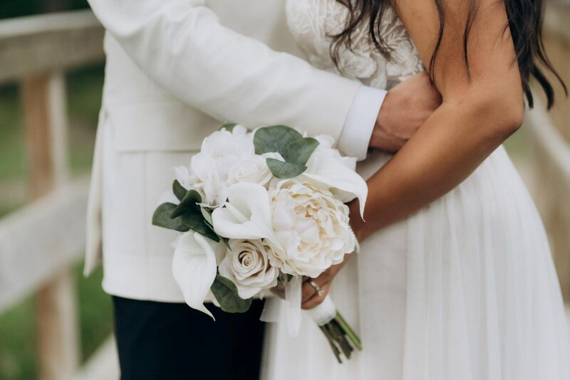 Planujesz wesele? O tych 10 rzeczach musisz pomyśleć, zanim powiesz "tak"!