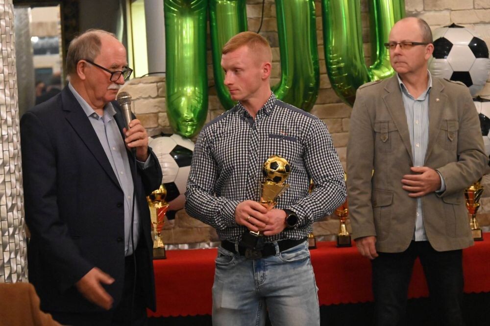 Wyniki 100 edycji plebiscytu na najlepszego piłkarza GKS Grunwald/fot. FB Michał Pierończyk