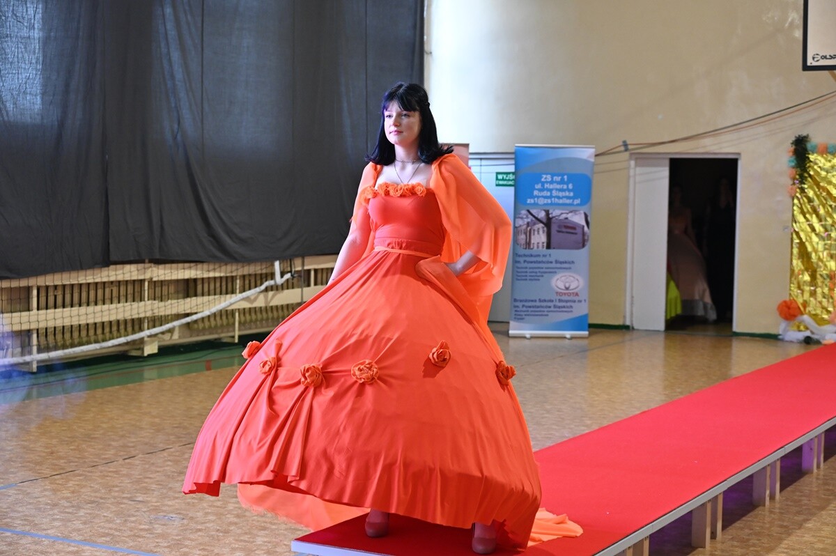Pokaz mody w ZS nr 1 / fot. UM Ruda Śląska