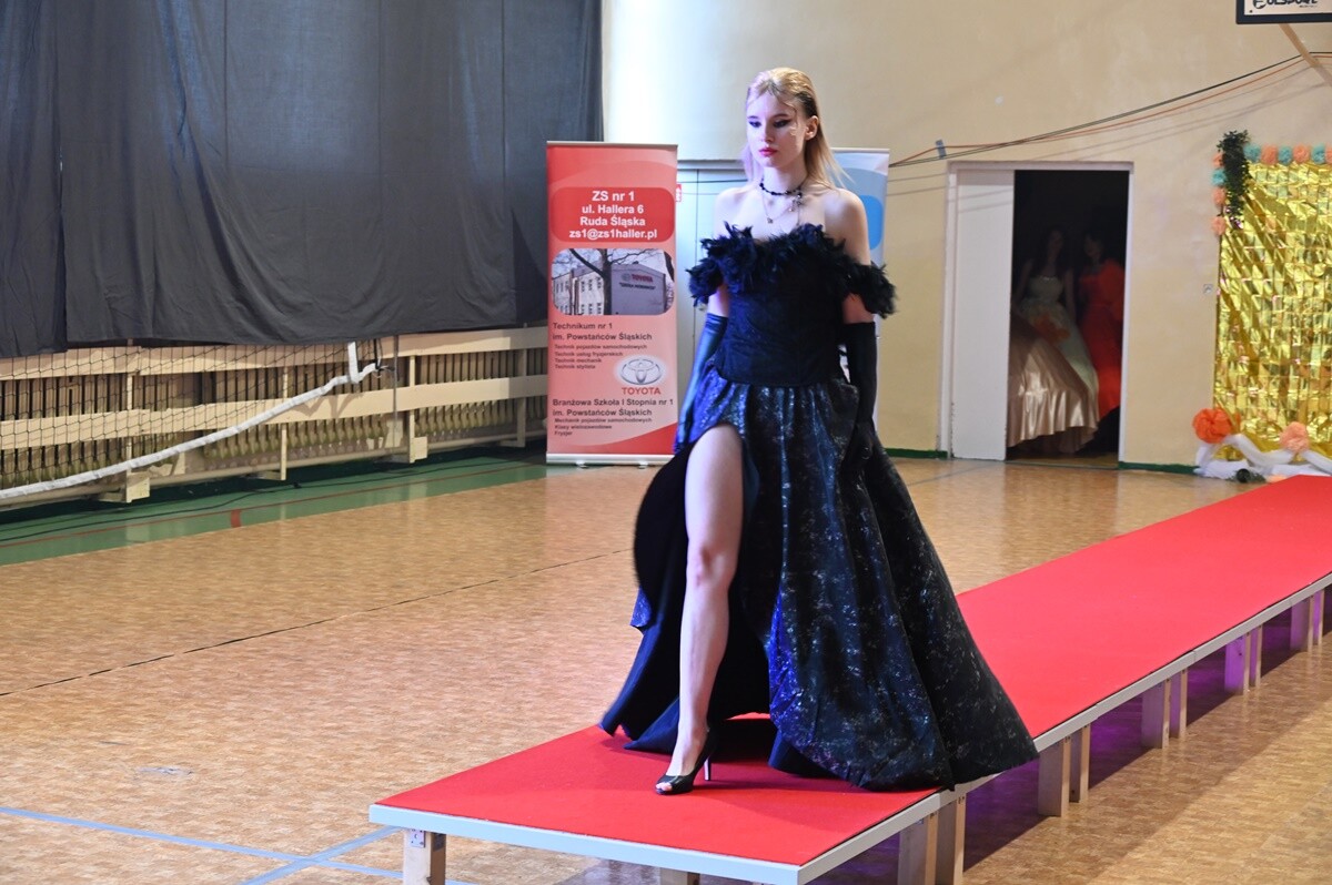 Pokaz mody w ZS nr 1 / fot. UM Ruda Śląska