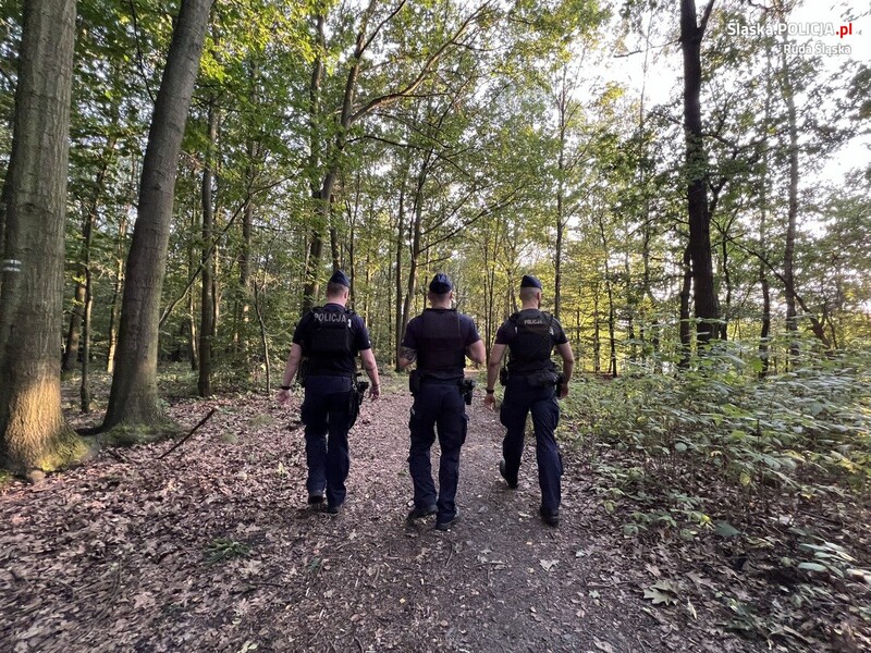 Policjanci dbają o bezpieczeństwo mieszkańców Rudy Śląskiej w czasie wakacji
